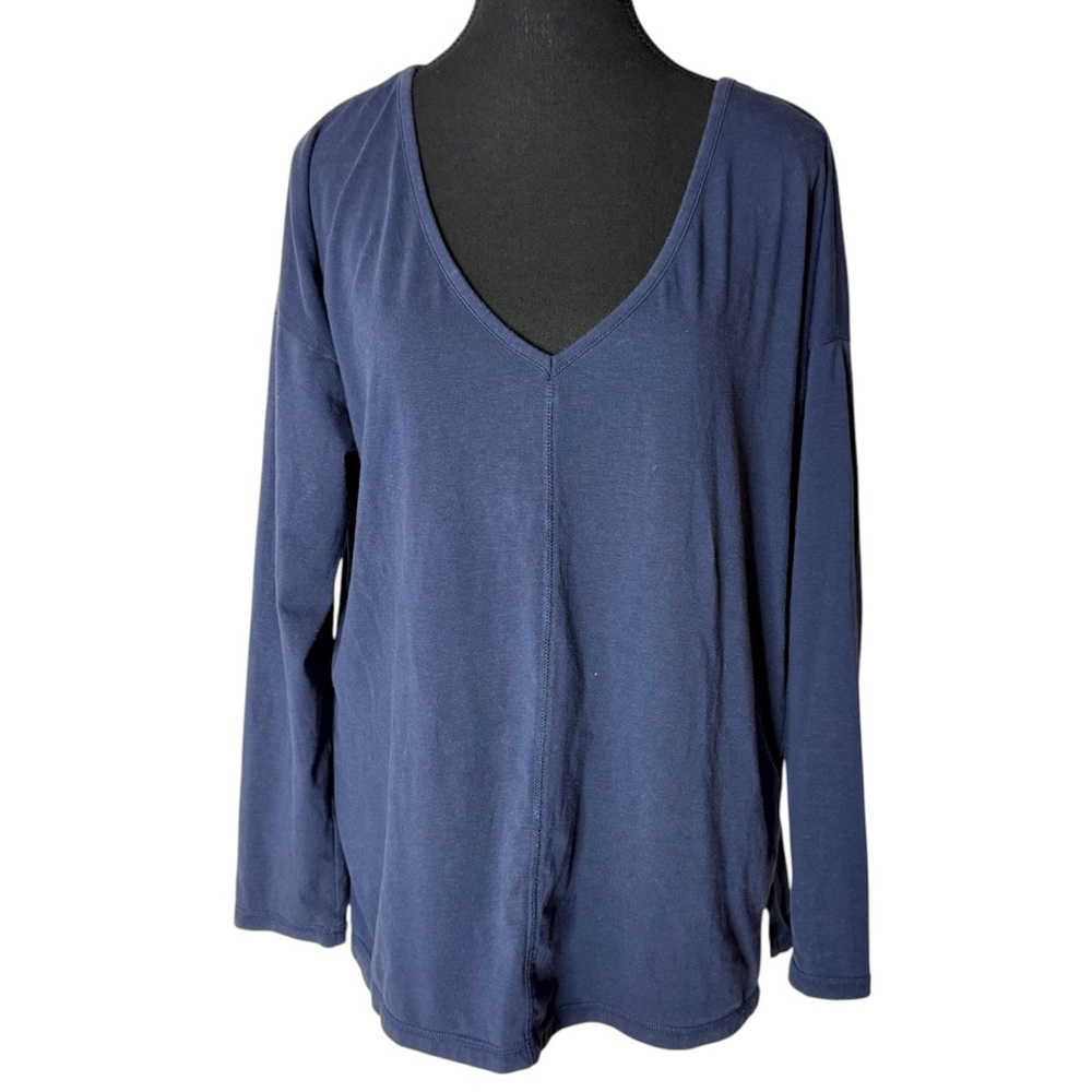LILLY PULITZER Navy Blue Luxletic Long Sleeve Shirt V Neck Central Seam Sz Large
